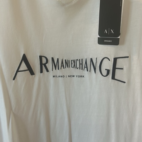 NWT Armani Exchange V neck - Picture 2 of 3